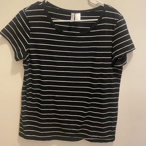 H&M stripped tshirt